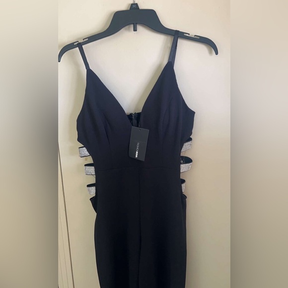 Jumpsuit - Picture 1 of 4